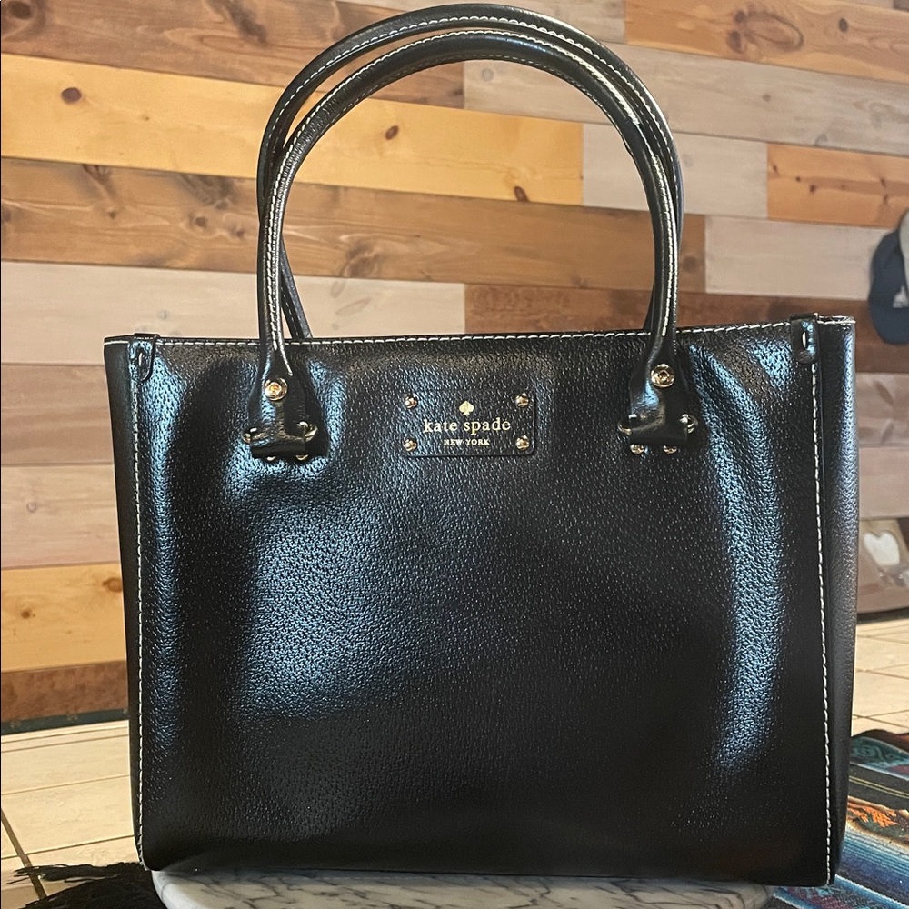 Kate Spade ♠️ Wellesley Quinn Leather Handbag/Tote 14k Gold Hardware EUC